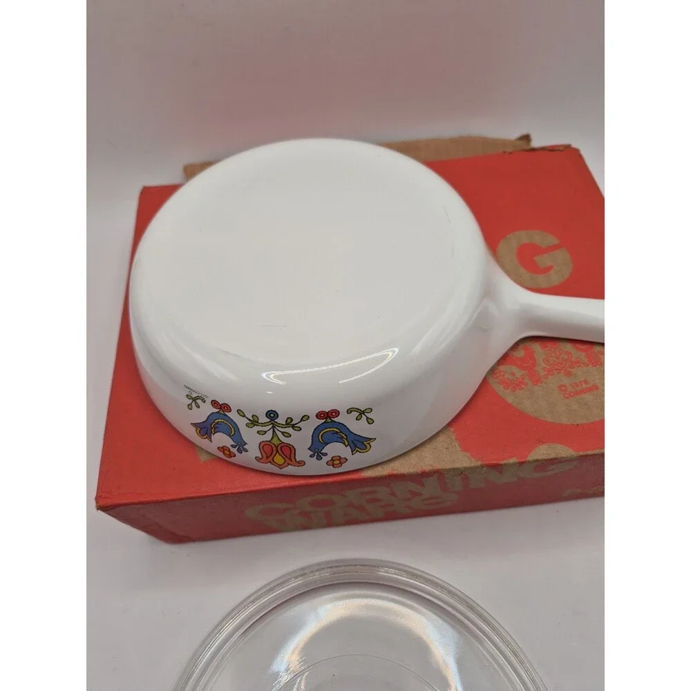 Vintage 1975 Corning Ware P-83-B Country Festival Blue Bird Skillet With Lid NIB